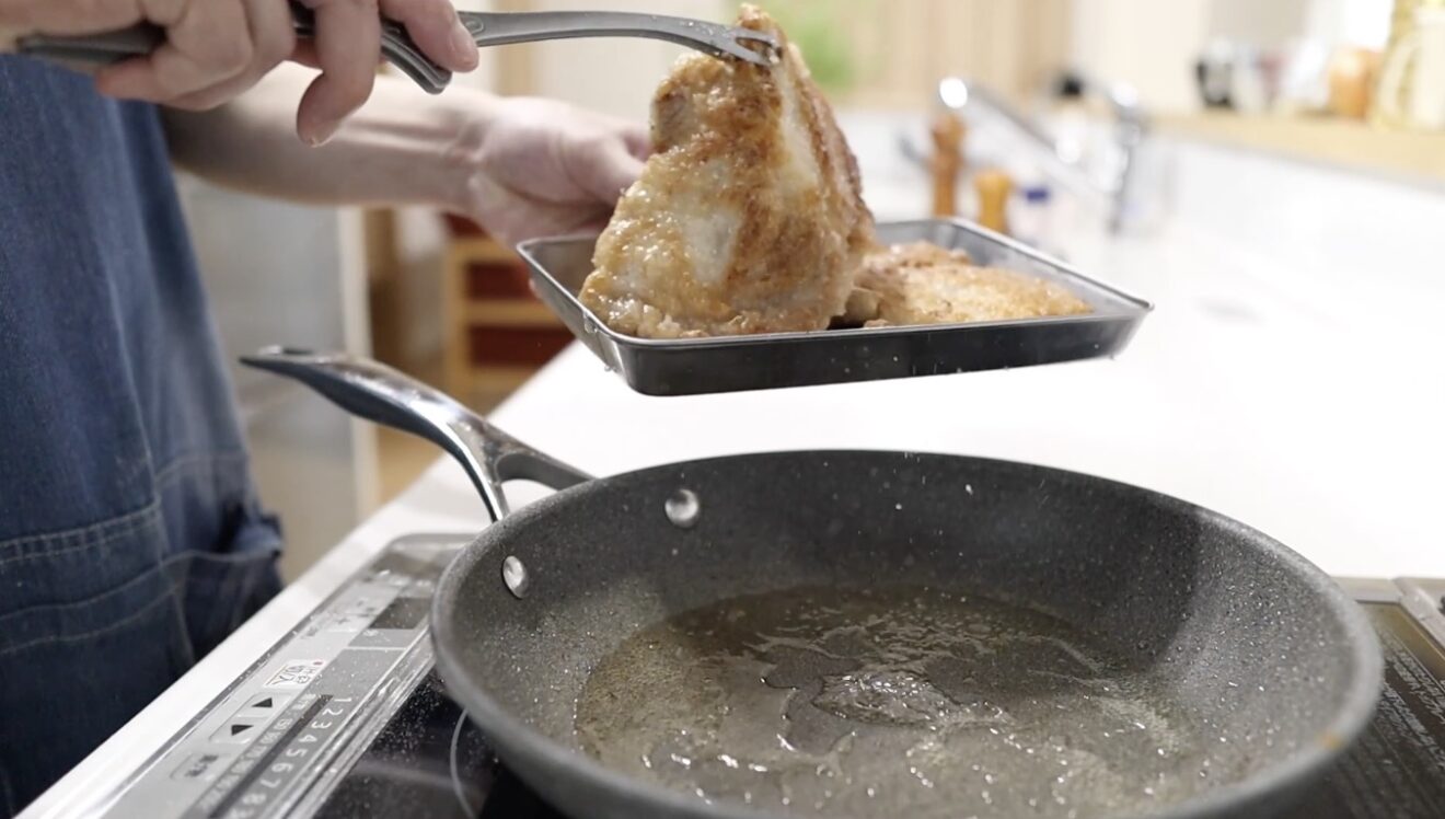 カツ丼 カツを揚げ焼きにする